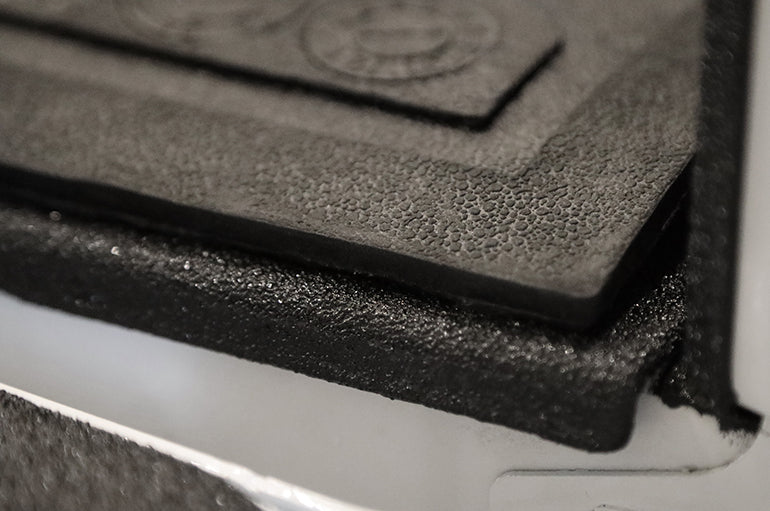 Dee Zee X-Mat Bed Mat edge