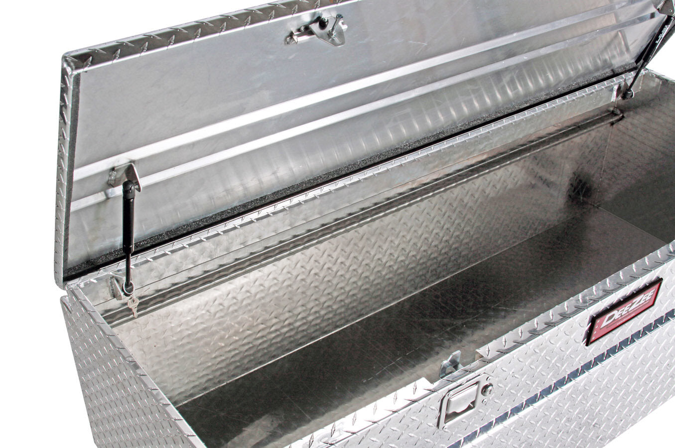 Dee Zee Red Label Fifth Wheel Utility Chest (inside)