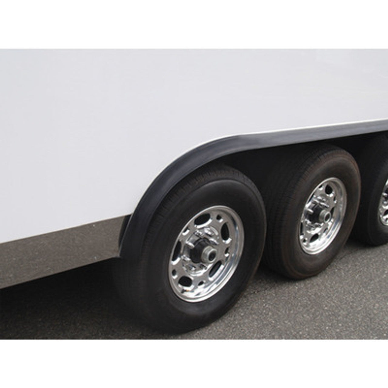 Pacer Flexy Flares Universal Heavy Duty (fender flares on trailer)