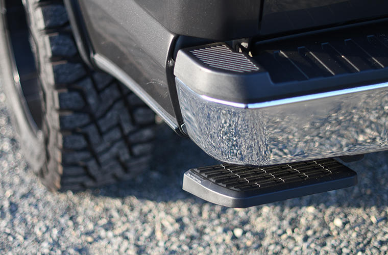 AMP BedStep Bumper Step - 14-21 Toyota Tundra