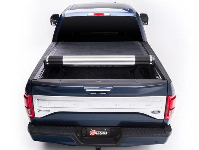 BAK Revolver X2 Tonneau Cover Ford F150 5.5 Ft