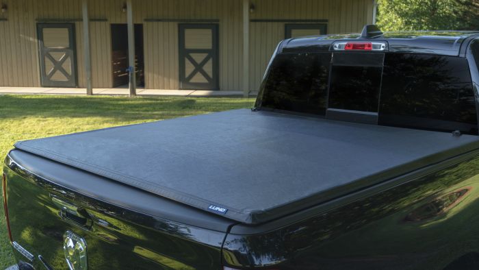 Lund 95073 Genesis Tri-Fold Tonneau Cover - 2004-14 Ford F-150; 2006-08 Lincoln Mark LT 6.5'