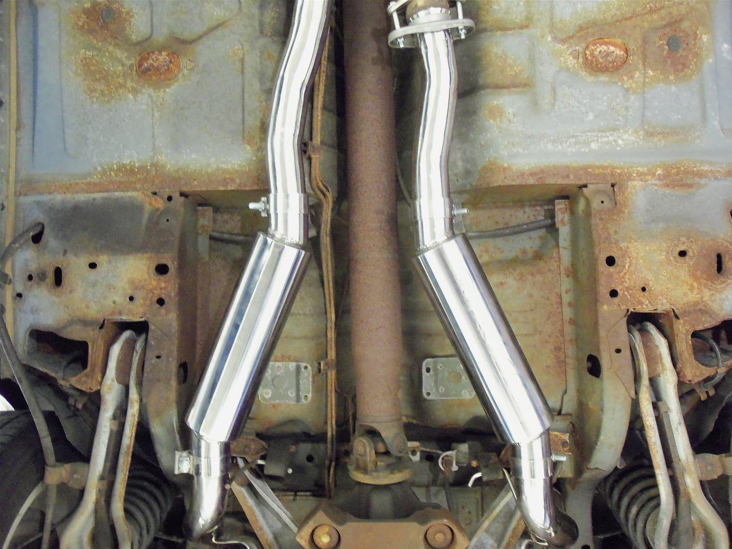 Pypes 79-04 Mustang 5.0L 2.5 in Cat Back Exhaust Kit SFM29V