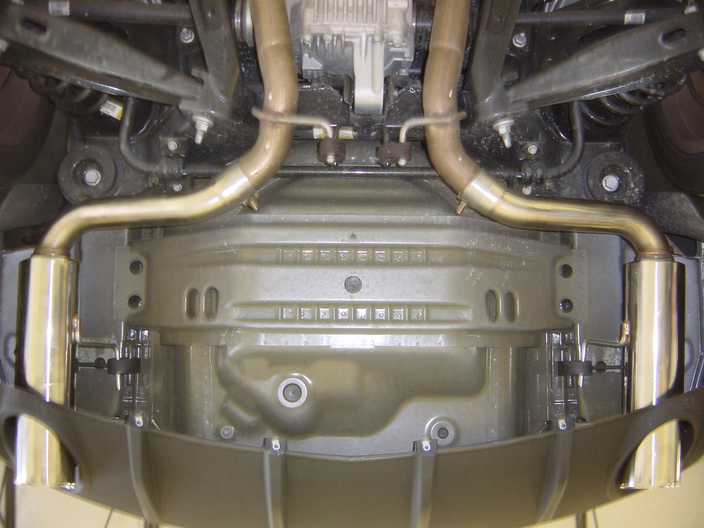 Pypes 2010-2014 Camaro V8 Axle Back Pype Bomb SGF53
