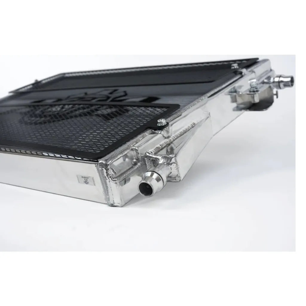 CSF Radiator 8215, BMW G87 2023-25 / G8X 2021-25 (detail of connections)