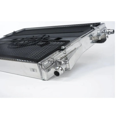 CSF Radiator 8215, BMW G87 2023-25 / G8X 2021-25 (detail of connections)