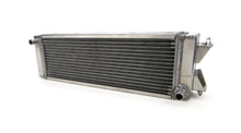 Fluidyne Auxiliary Radiator 03-04 Mustang