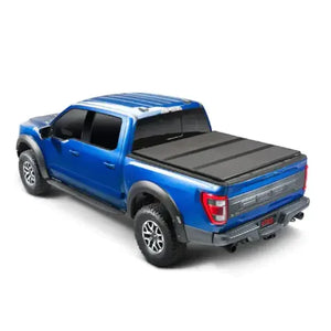 Extang Solid Fold ALX Bed Cover for 2017+ F250 8'
